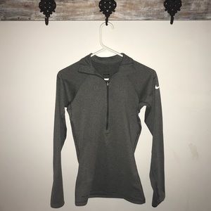 LIKE-NEW NIKE PRO DRI-FIT 1/4 ZIP UP